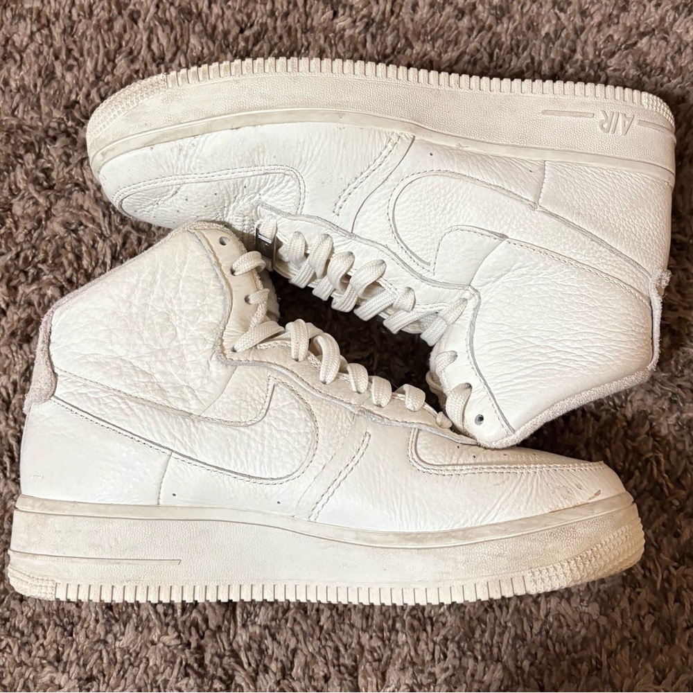 NIKE WOMENS AIR FORCE 1 WHITE MID HIGH TOP SIZE 8